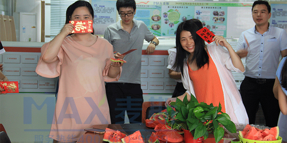 端午佳節龍舟競 麥斯環保粽子情