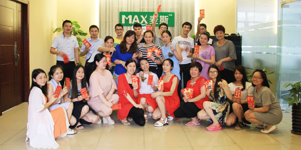 端午佳節龍舟競 麥斯環保粽子情