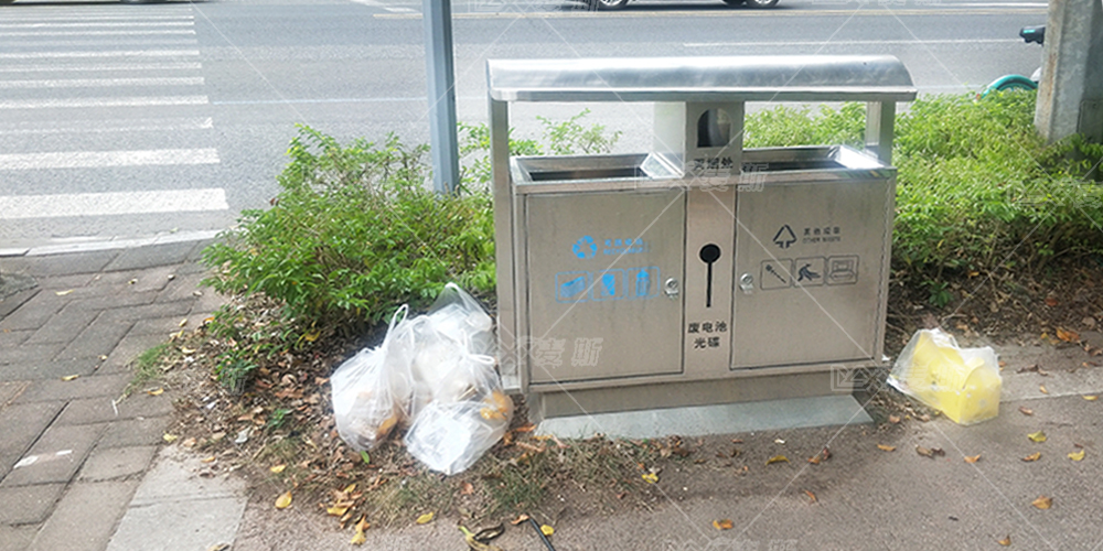 【MAX麥斯】回訪記——大學城垃圾桶 【MAX麥斯】回訪記——大學城垃圾桶